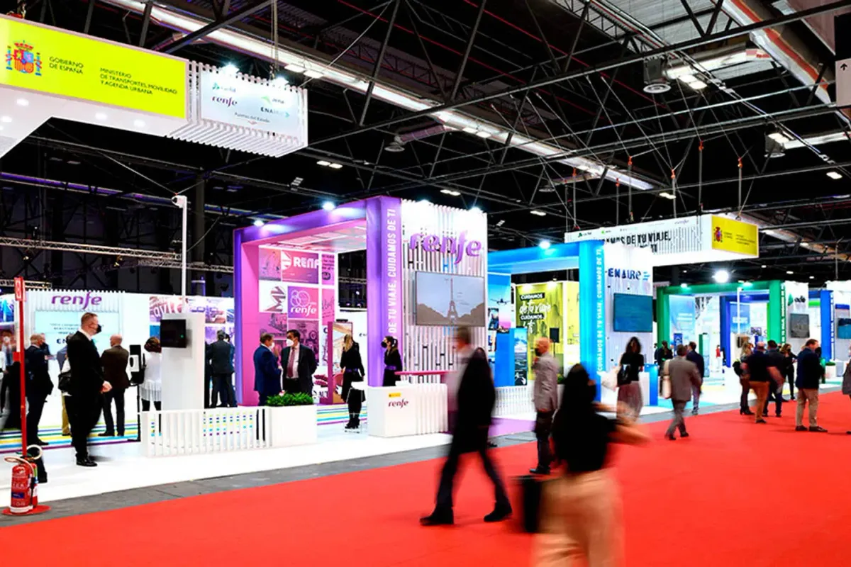 Institutional pavilion with visitors at a trade fair