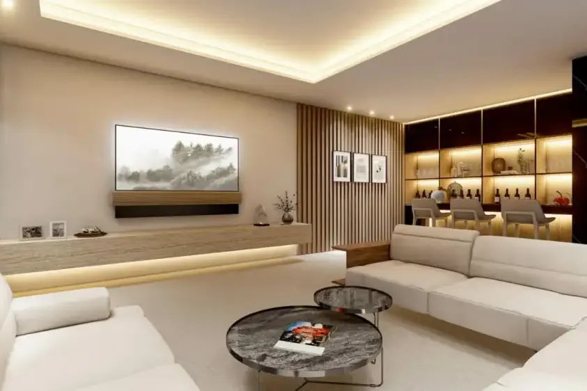 Salón con zona de cine y revestimiento de madera