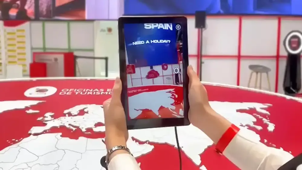 Augmented reality over a map of Spain on a tablet