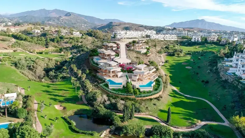 La Resina: vista aérea del conjunto residencial junto al campo de golf